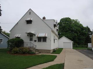 225 Dodge Ave., Dekalb, IL 60115
