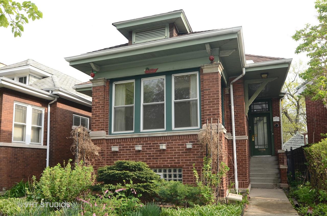 2737 W Sunnyside Ave., Chicago, IL 60625