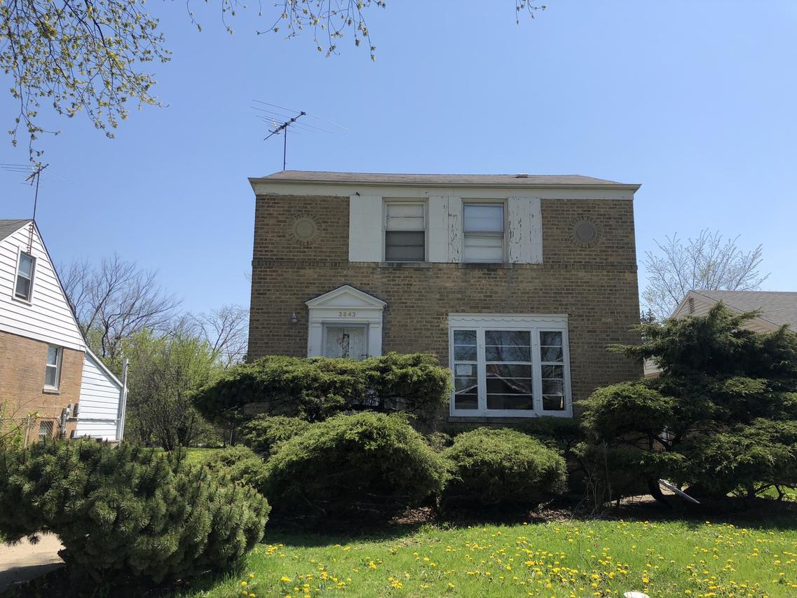3843 Dobson St., Skokie, IL 60076