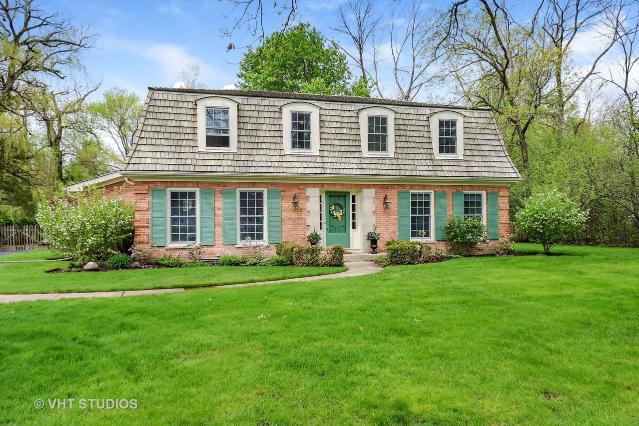 586 Meadowood Dr., Lake Forest, IL 60045