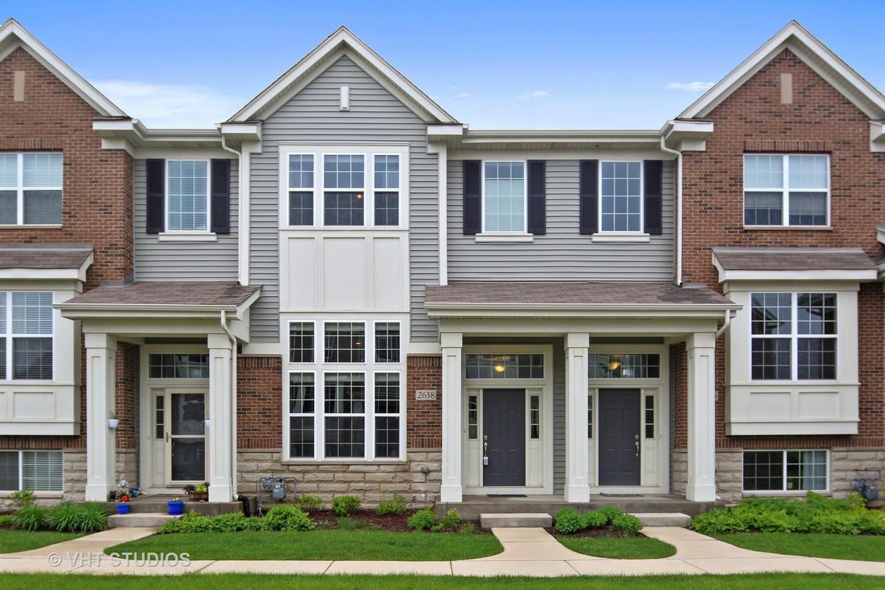 2638 Dunraven Ave., Naperville, IL 60540