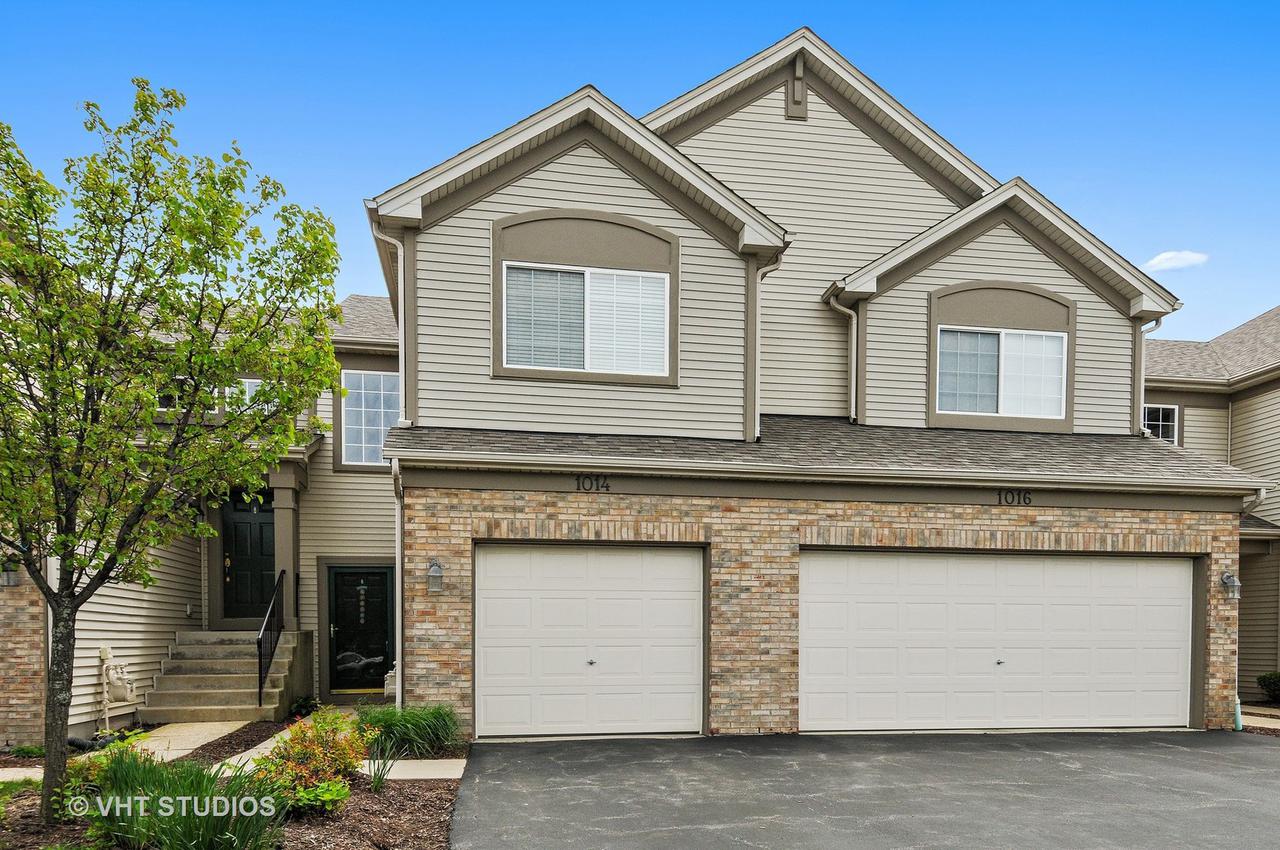 1014 Parkhill Cir., Aurora, IL 60502
