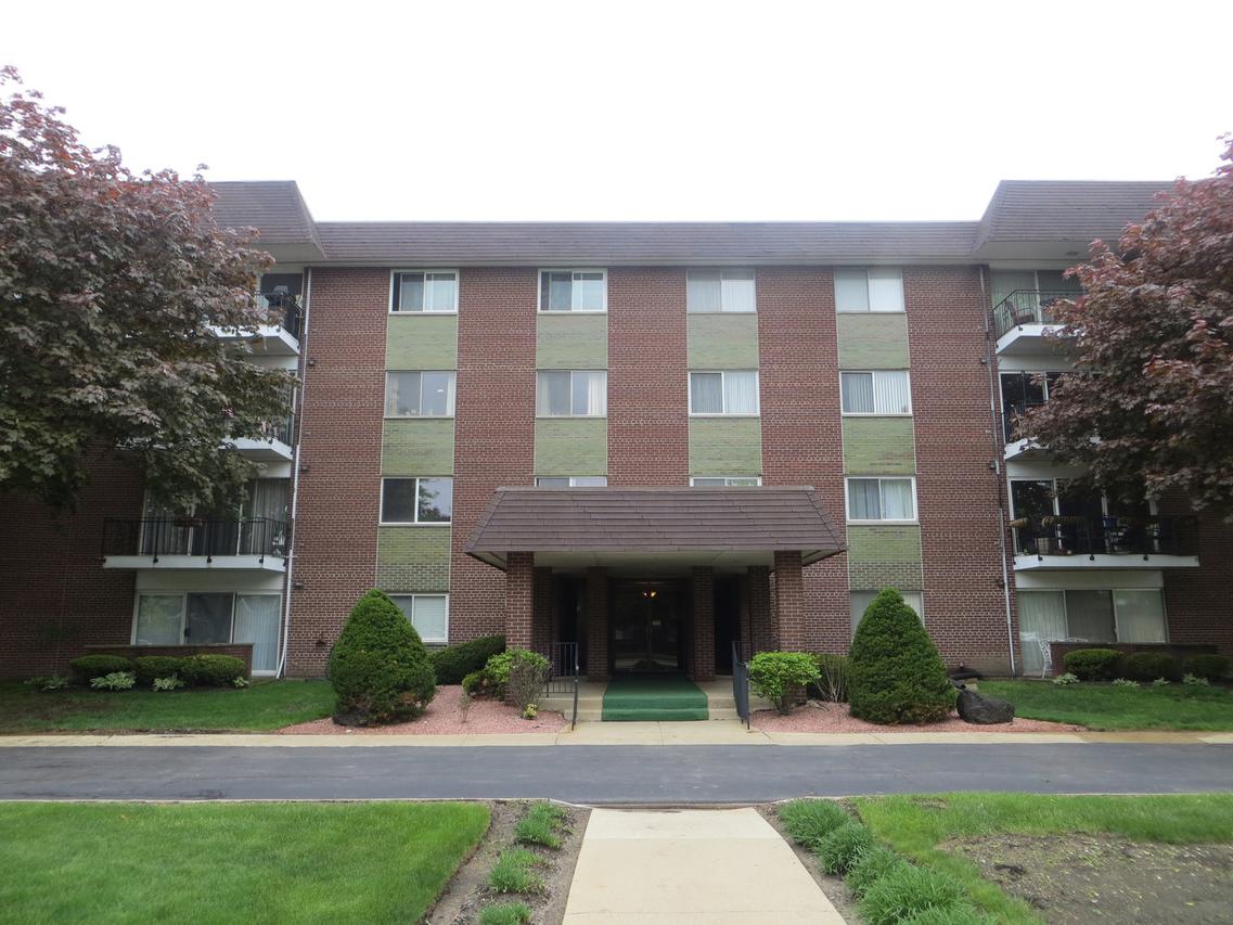1030 S Fernandez Ave. #3G, Arlington Heights, IL 60005