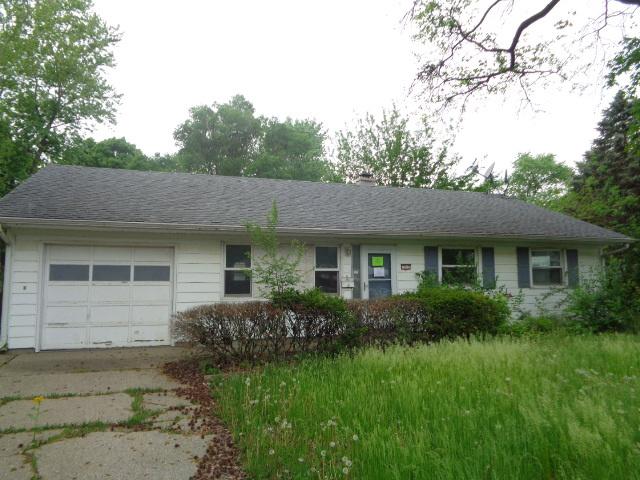 1717 Garden Hills Dr., Champaign, IL 61821