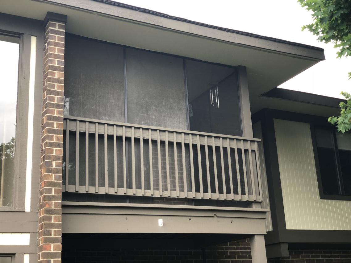586 Somerset Ln. #8, Crystal Lake, IL 60014