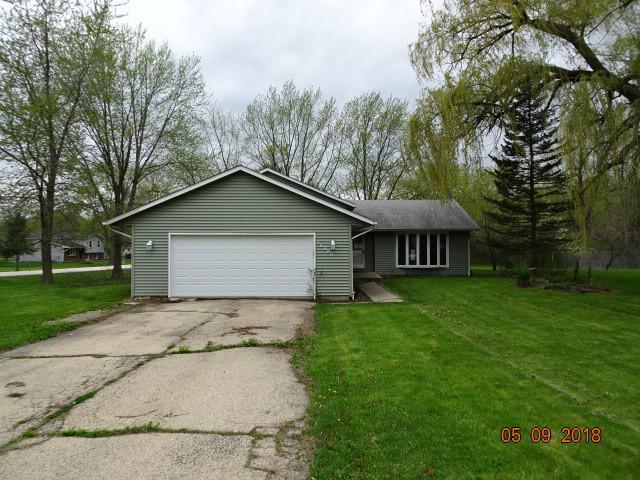 36990 N Northwestern Ave., Gurnee, IL 60031