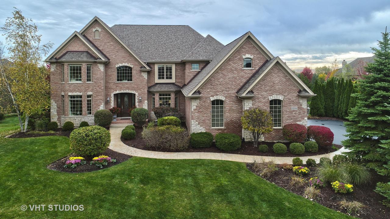 22352 N Prairie Ln., Kildeer, IL 60047