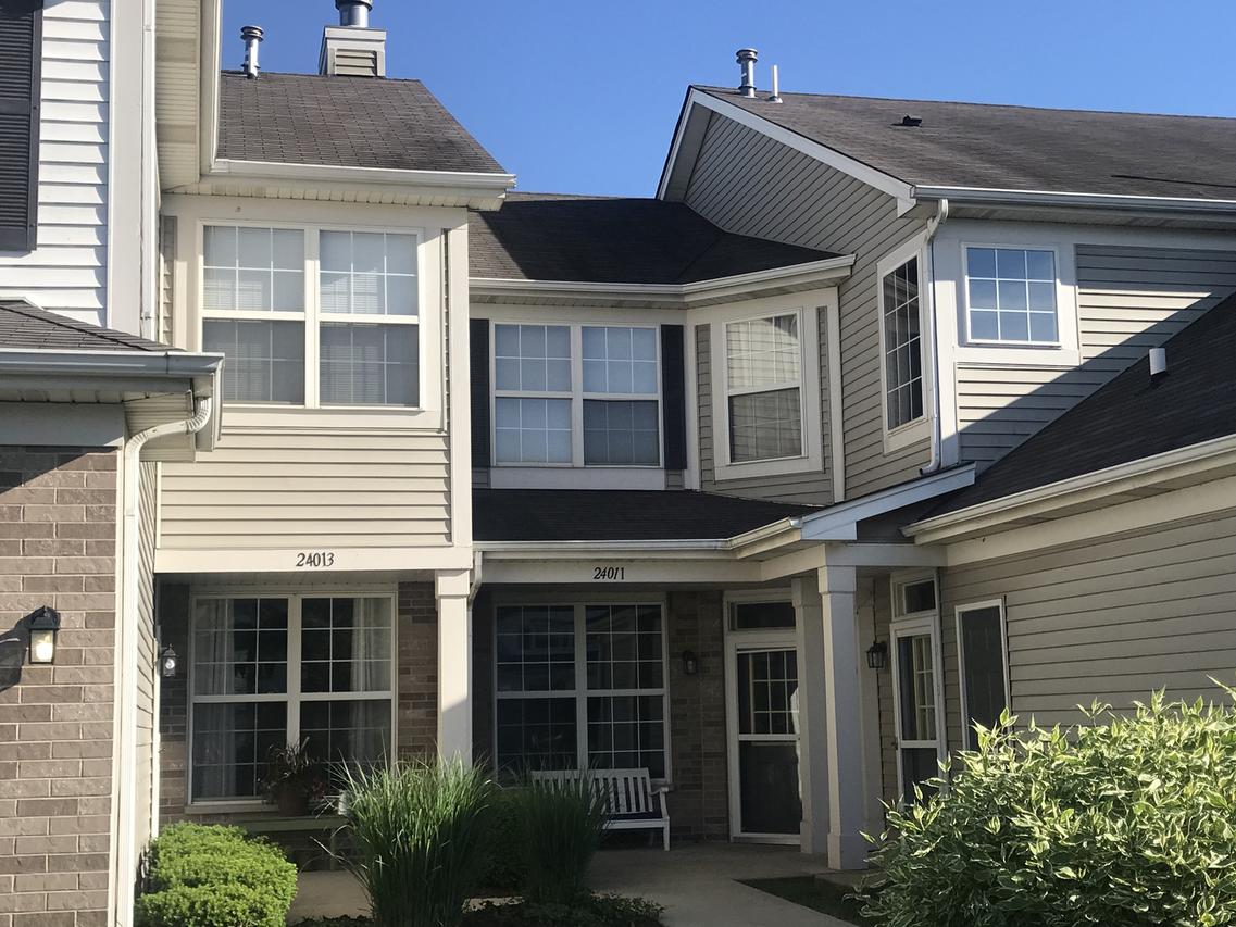 24011 Pear Tree Cir., Plainfield, IL 60585