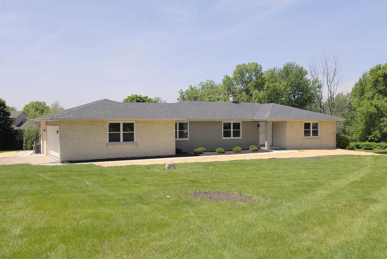 18 Highview Dr., Yorkville, IL 60560