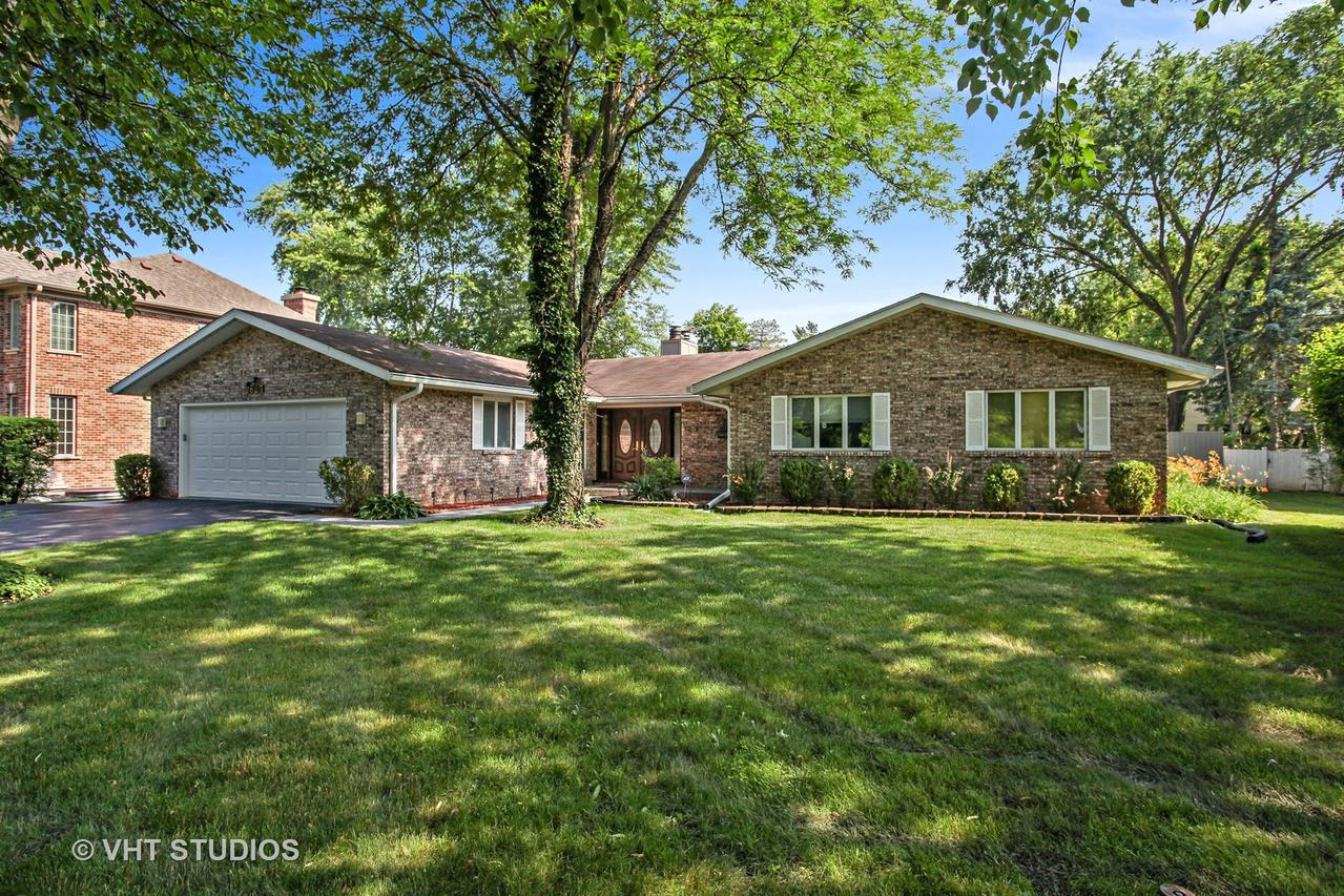 2825 Keystone Rd., Northbrook, IL 60062