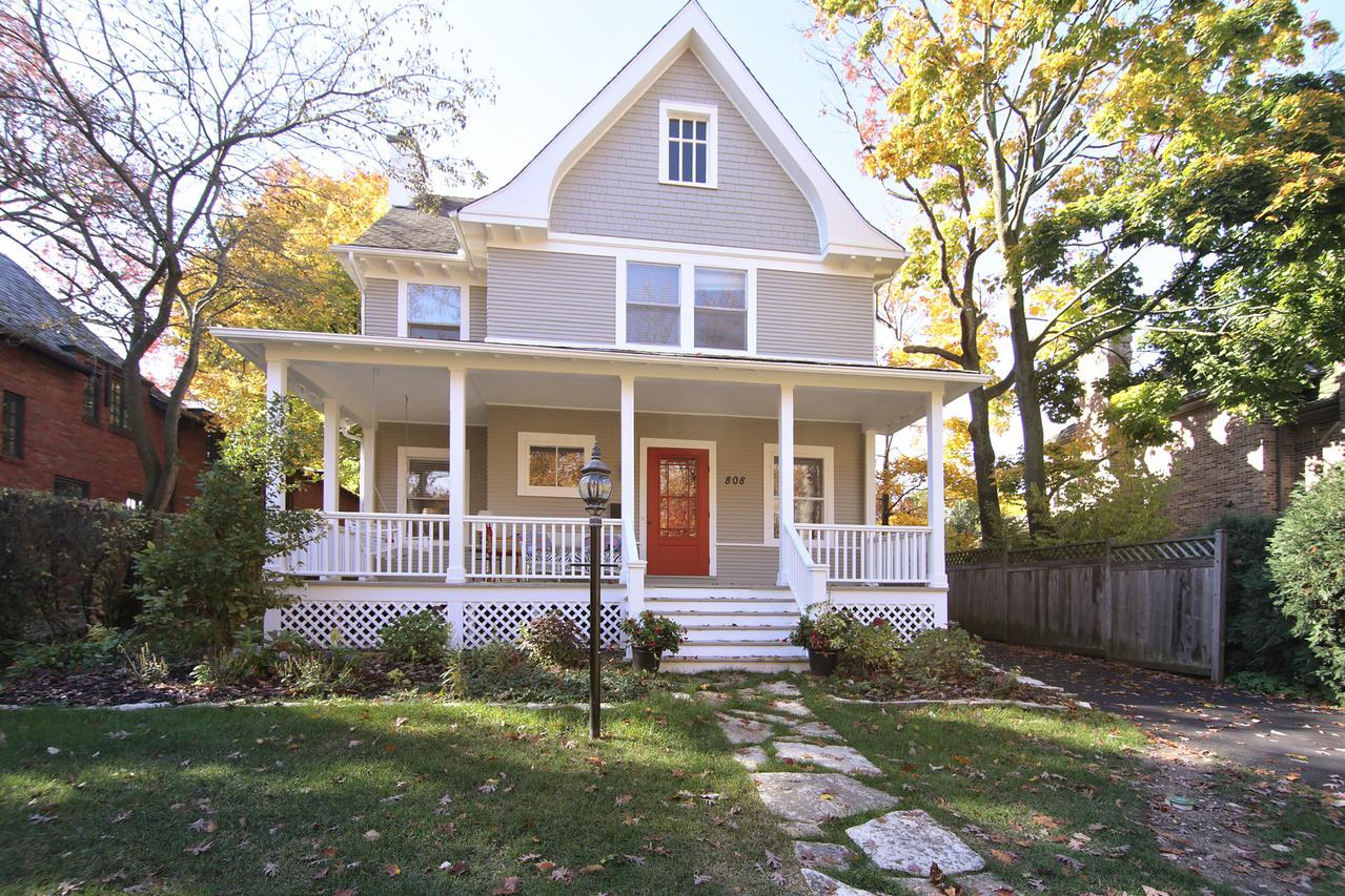 808 Prospect Ave., Winnetka, IL 60093