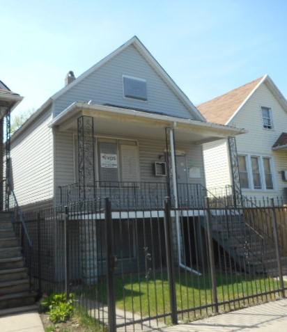8424 S Colfax Ave., Chicago, IL 60617