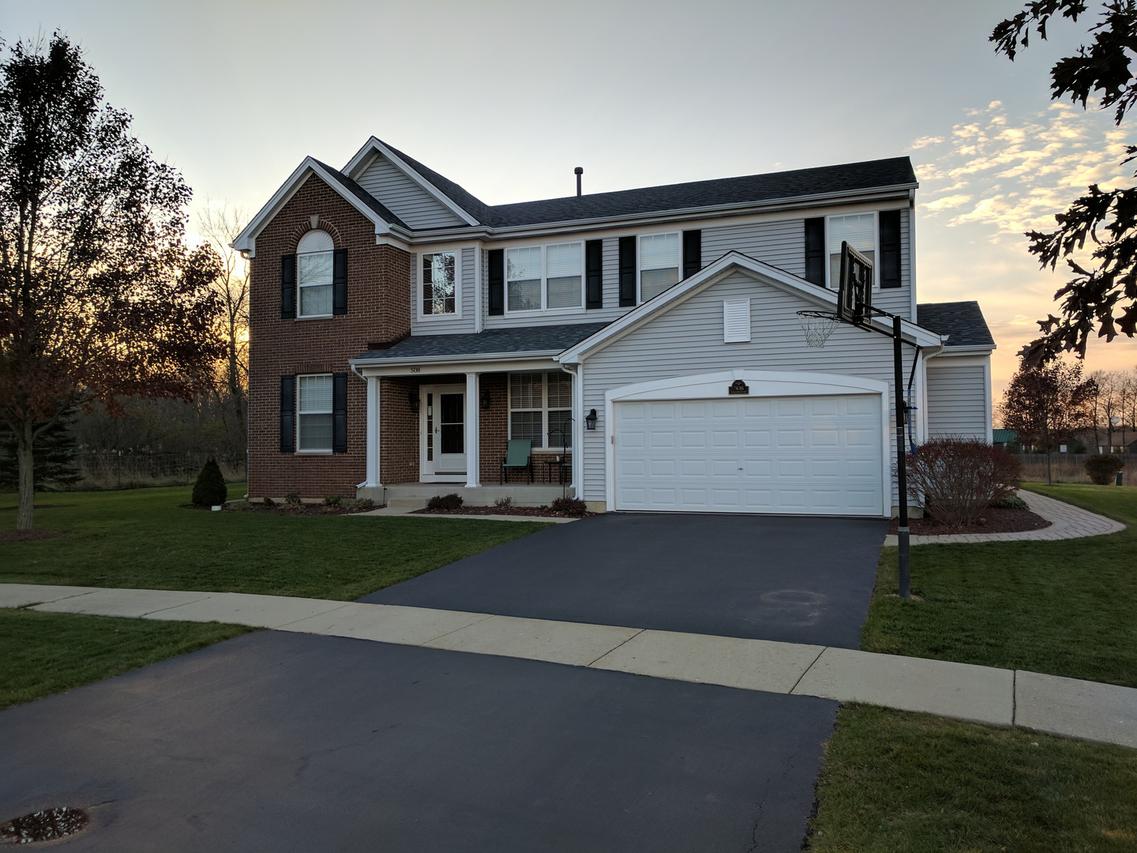 508 Autumn Ct., Round Lake, IL 60073
