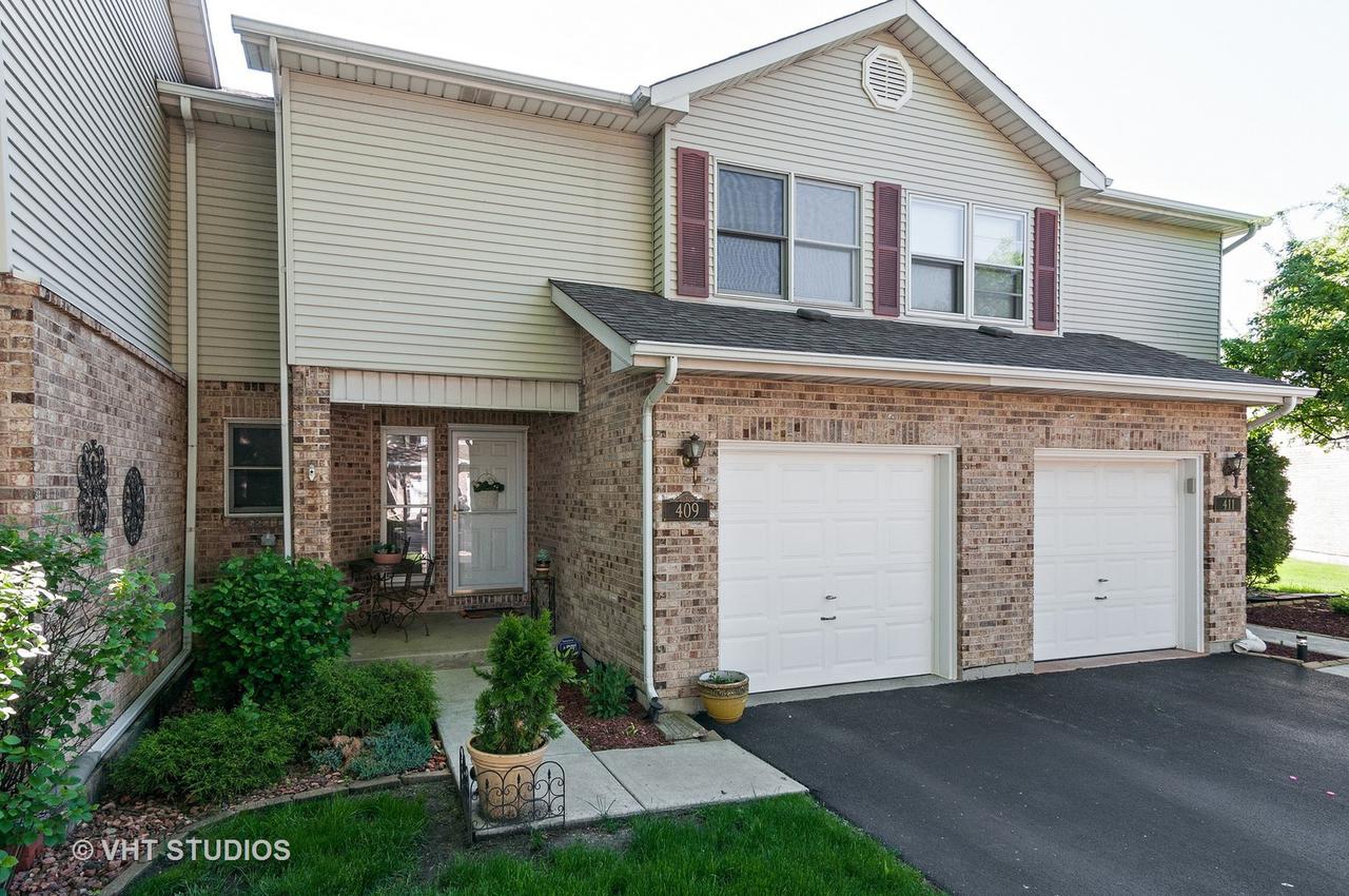 409 Wenbriar Sq., Addison, IL 60101
