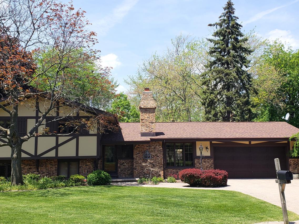 60 Surrey Hill Rd., Palos Heights, IL 60463