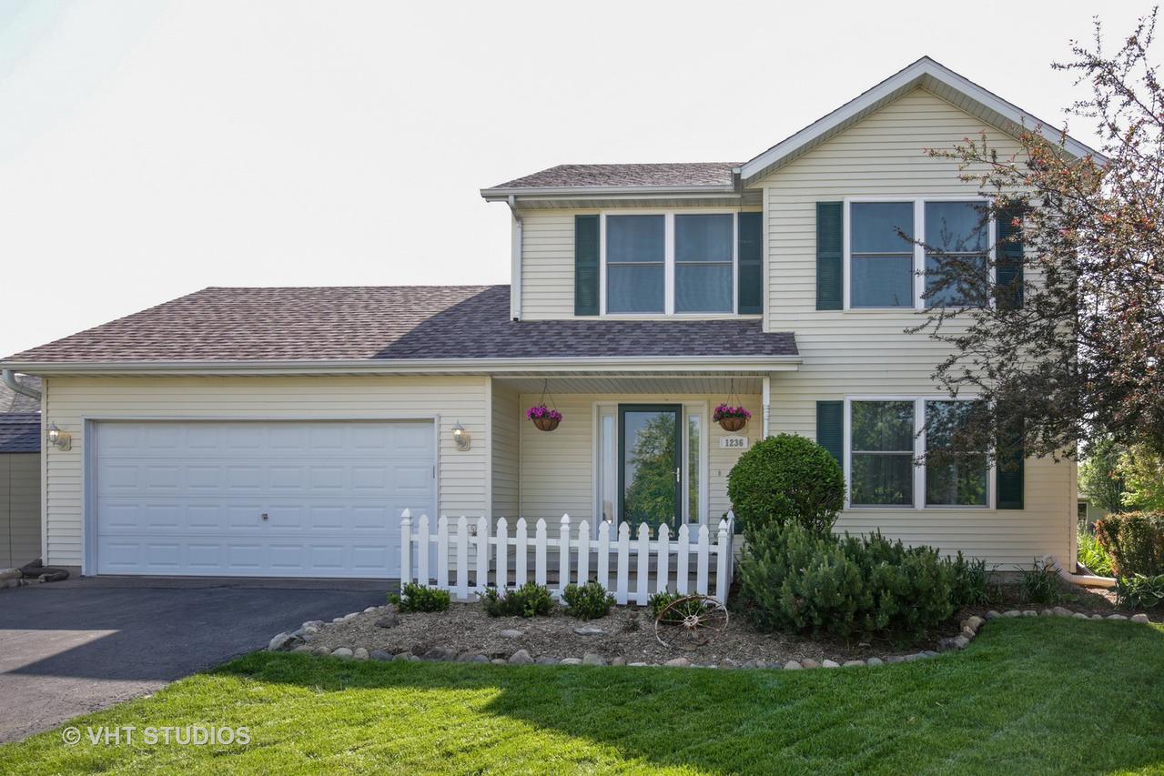 1236 Quail Run, Dekalb, IL 60115