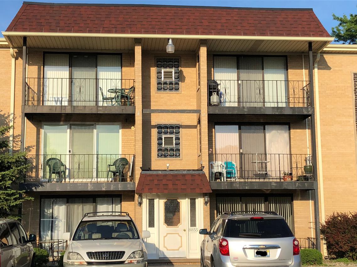 8855 N Chester Ave. #1S, Niles, IL 60714