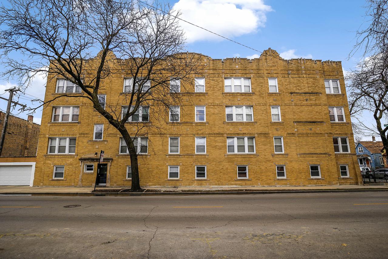 4241 N Kimball Ave. #3, Chicago, IL 60618