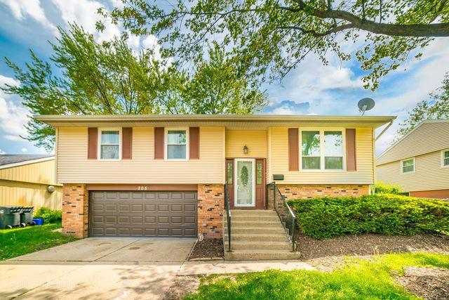 705 Suffolk Pl., Streamwood, IL 60107