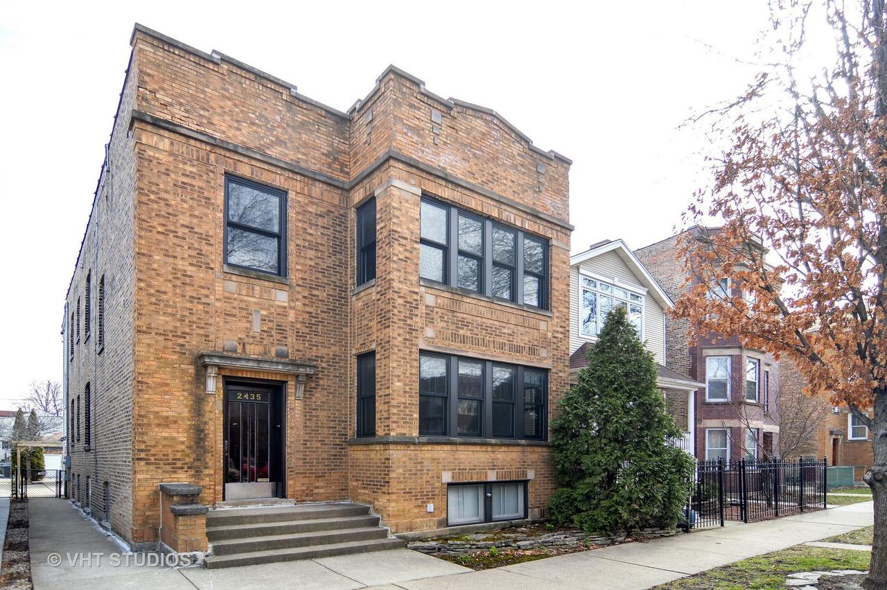 2435 W Pensacola Ave., Chicago, IL 60618