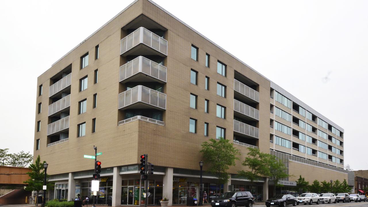 900 Chicago Ave. #304, Evanston, IL 60202