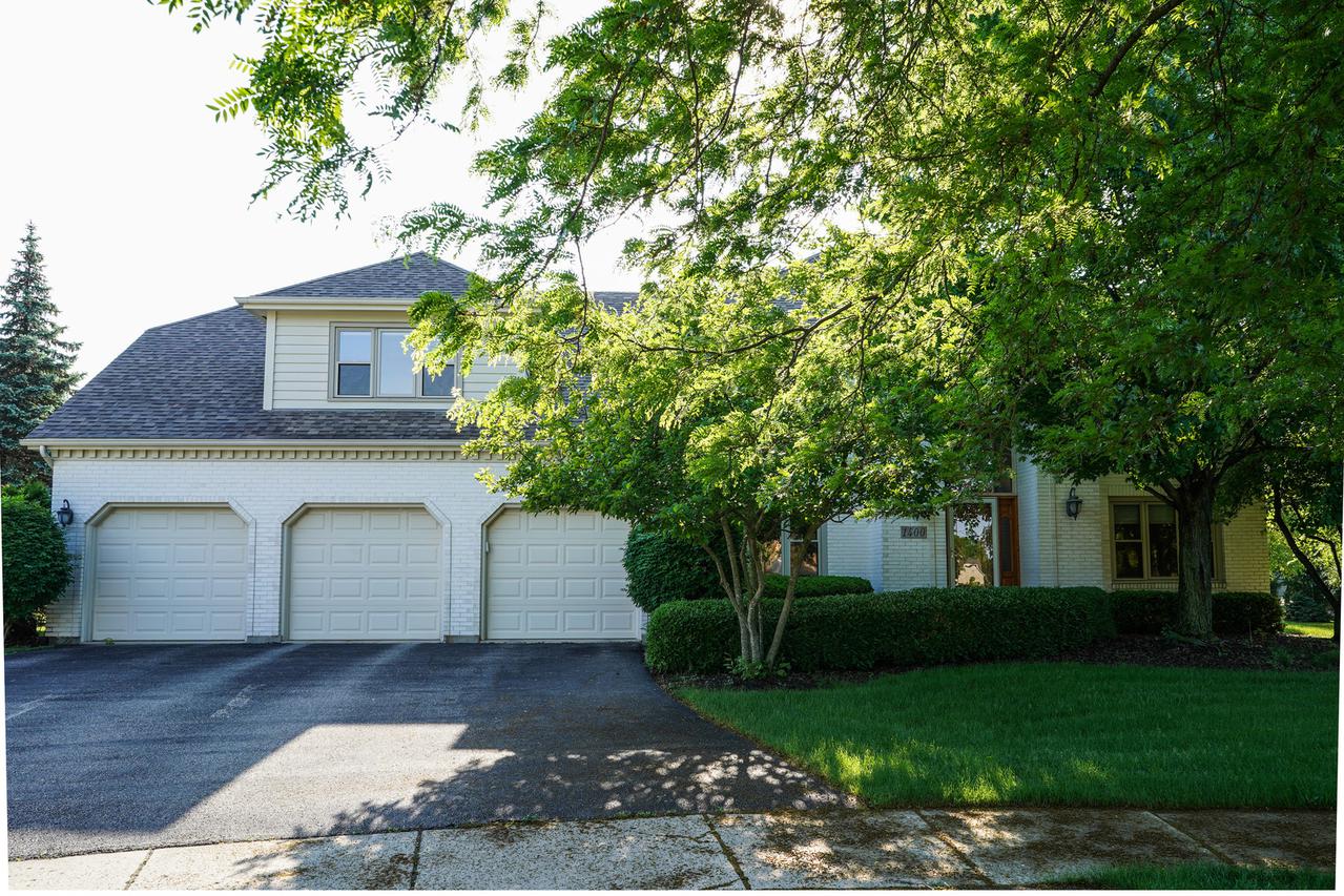 1400 Isleworth Ct., Naperville, IL 60564