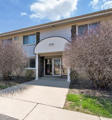 5730 Concord Ln. #10, Clarendon Hills, IL 60514