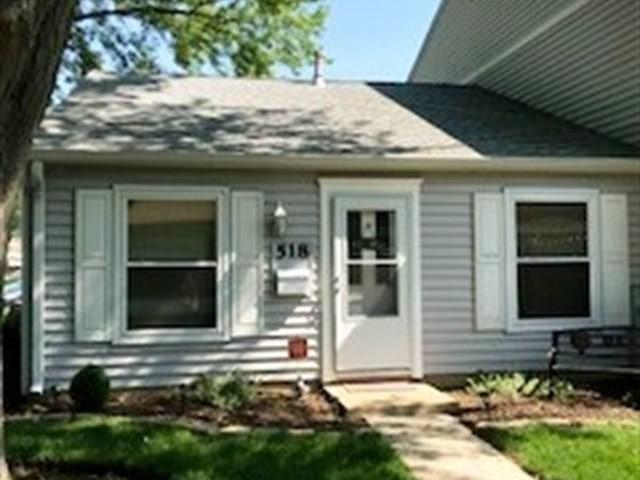 518 Eagle Ct., Schaumburg, IL 60194