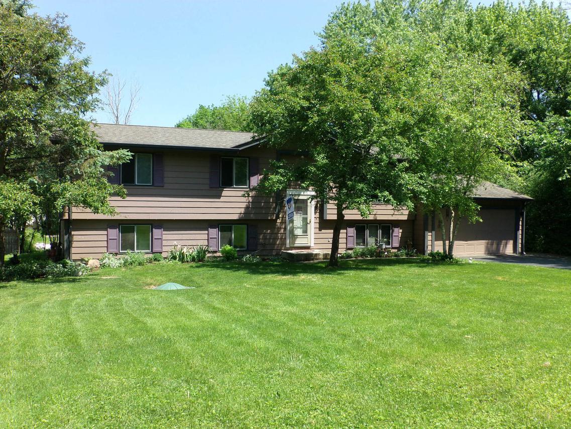 706 Paul St., Mchenry, IL 60051