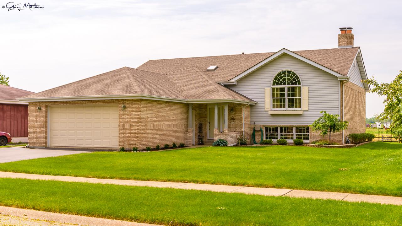 2235 207th Pl., Lynwood, IL 60411