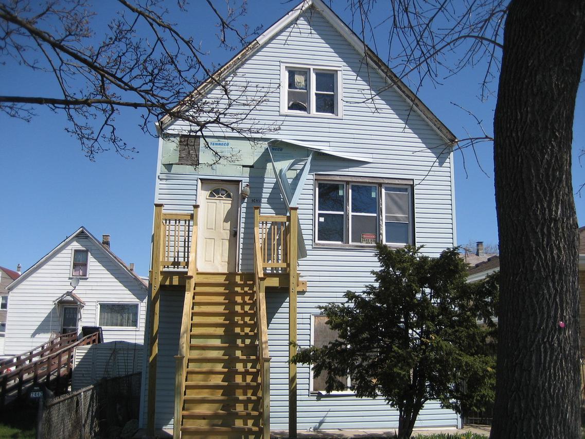 2438 W 48th St., Chicago, IL 60632