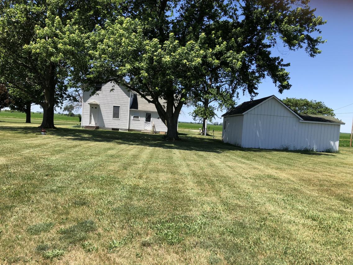 1260 N 100 East Rd., Thawville, IL 60968