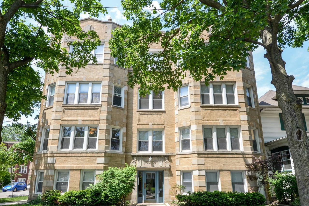 4500 N Sacramento Ave. #1, Chicago, IL 60625