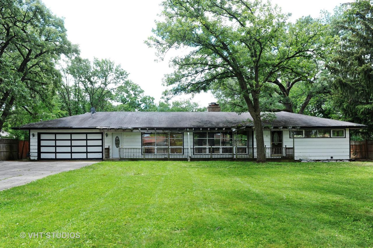 4585 Forest View Dr., Northbrook, IL 60062