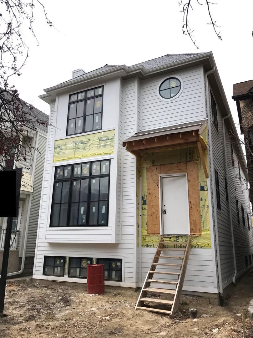 3834 N Hamilton Ave., Chicago, IL 60618