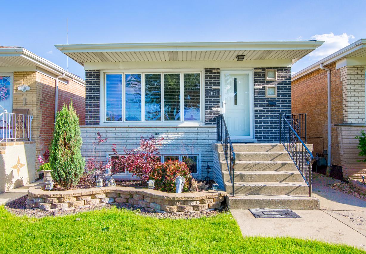 7021 W 63rd Pl., Chicago, IL 60638