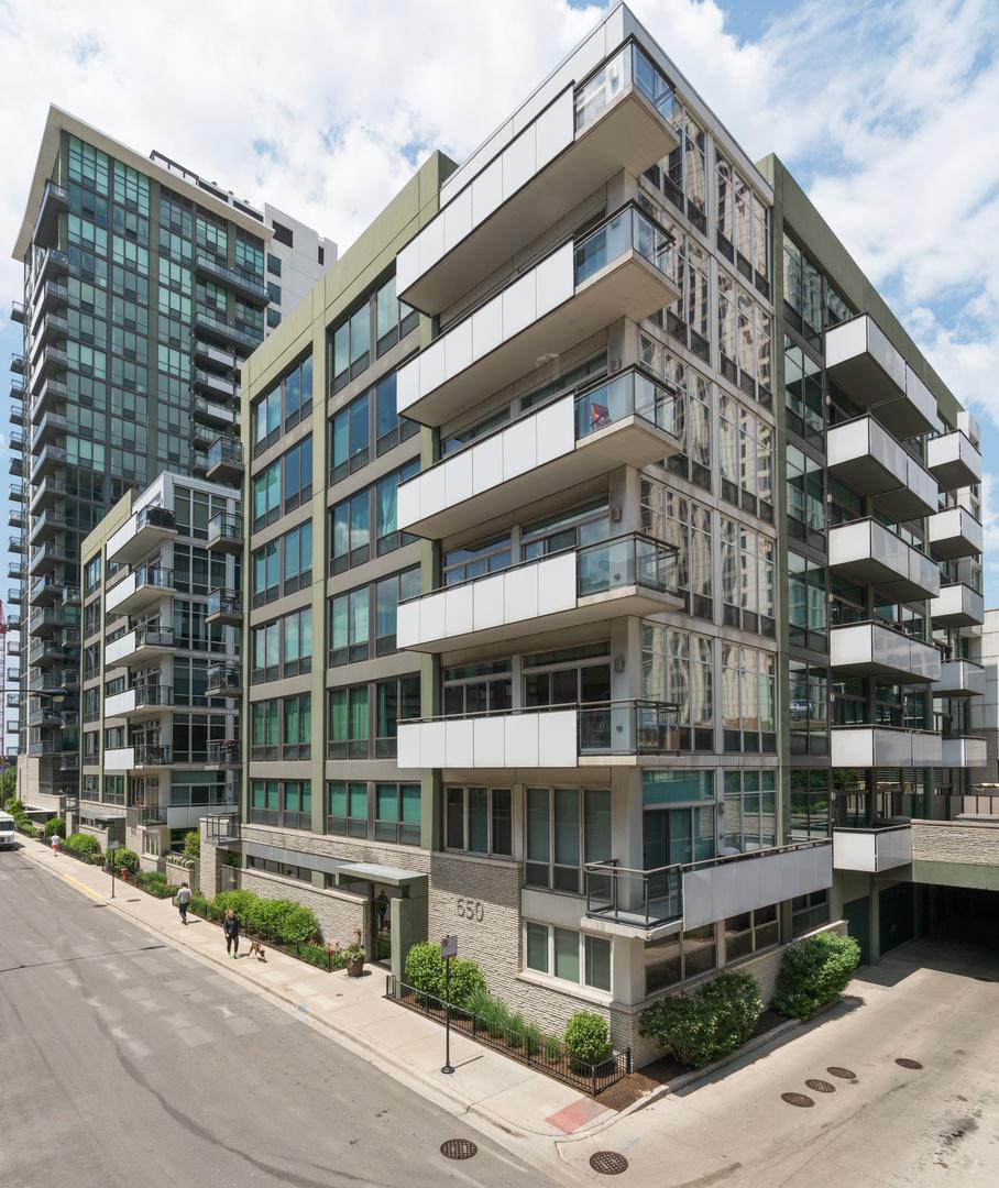 650 W Wayman St. #604C, Chicago, IL 60661