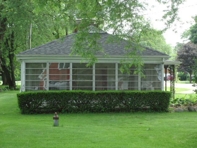 2909 Shorewood Dr., Mchenry, IL 60050