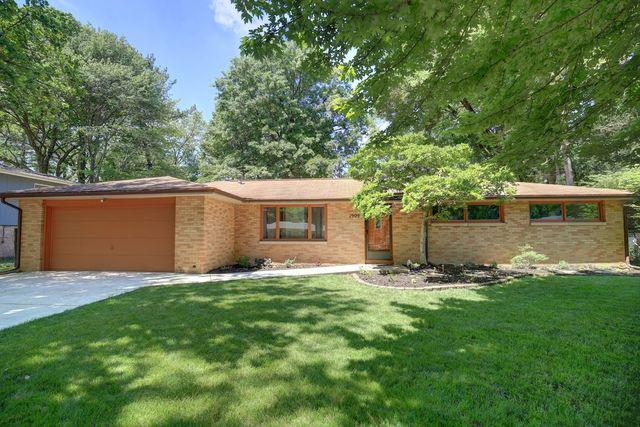 1909 Galen Dr., Champaign, IL 61821