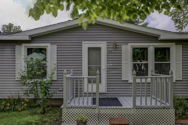 505 Stout St., St. Joseph, IL 61873