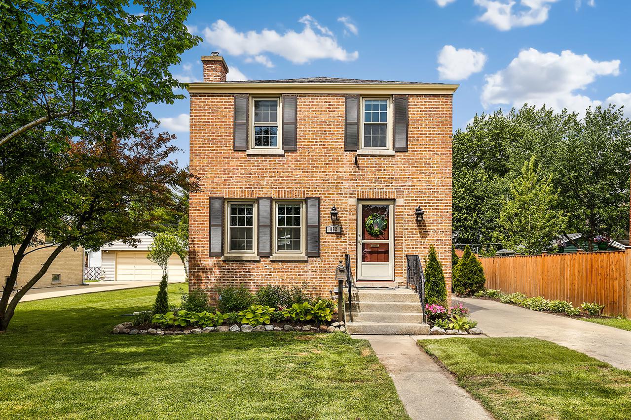 852 S Spring Rd., Elmhurst, IL 60126