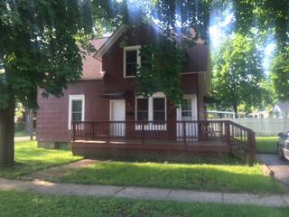 28/30 Valentine St., Carpentersville, IL 60110