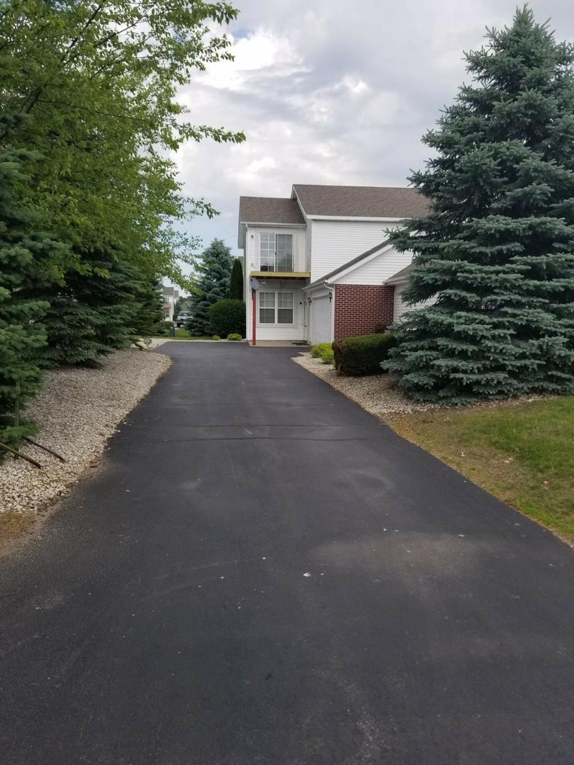 10145 Metalmark Ln. #A, Roscoe, IL 61073
