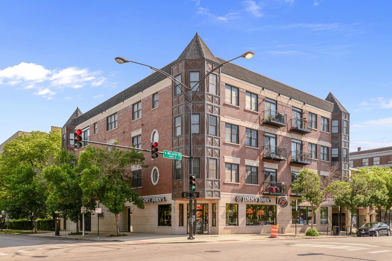 4603 N Racine Ave. #203, Chicago, IL 60640