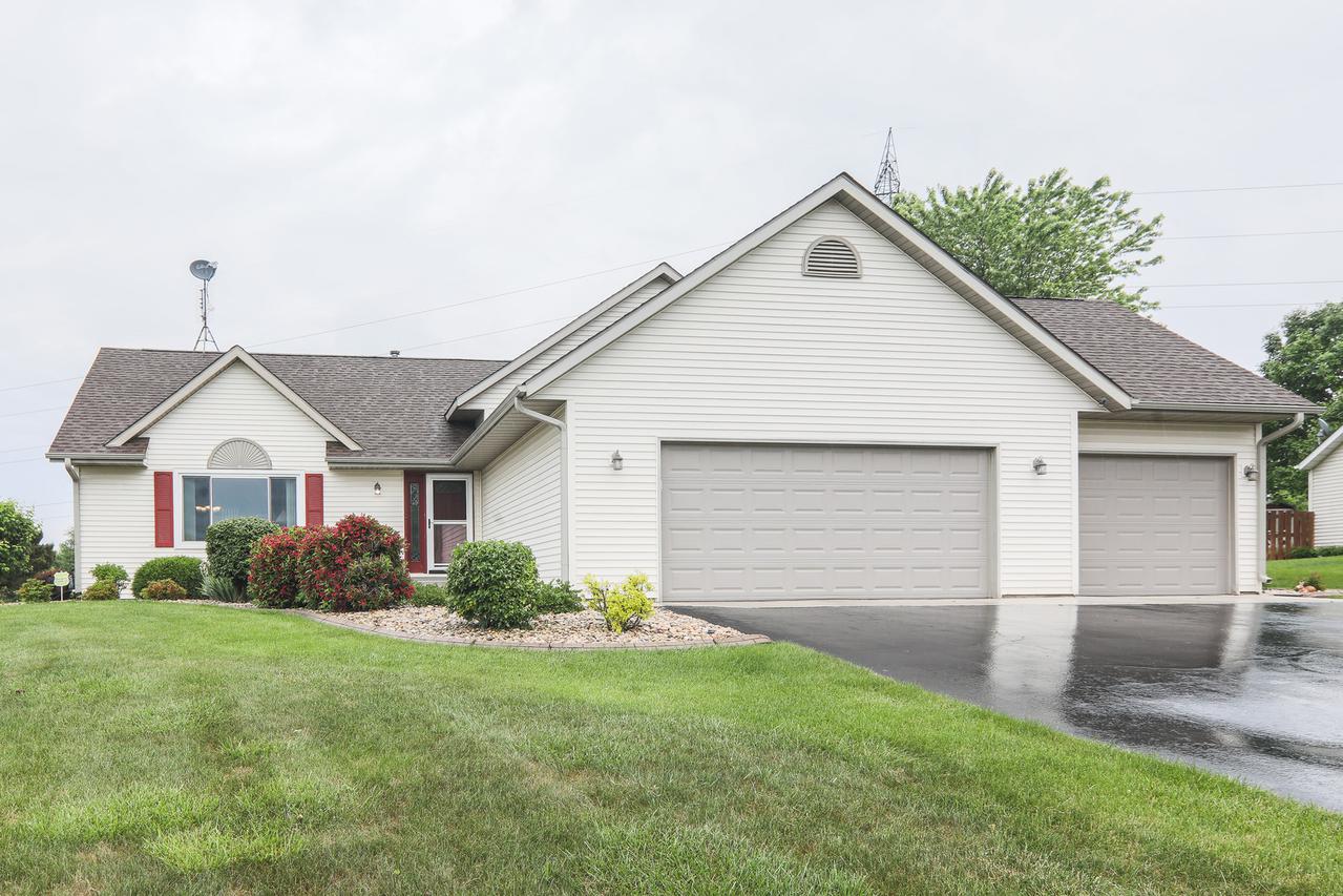 7761 Hawks View Dr., Machesney Park, IL 61115