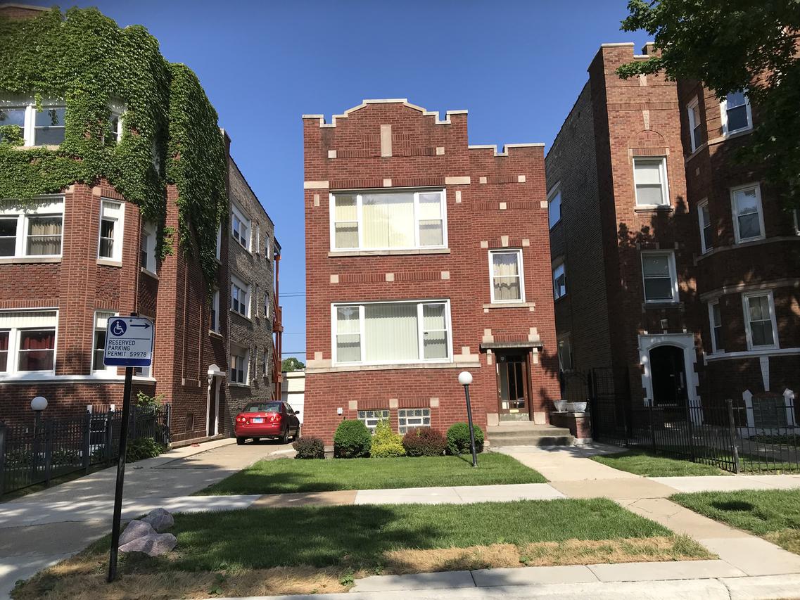 8047 S Evans Ave., Chicago, IL 60619