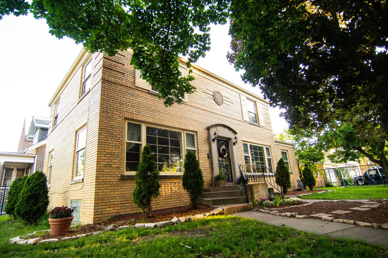 8100 S Rhodes Ave., Chicago, IL 60619