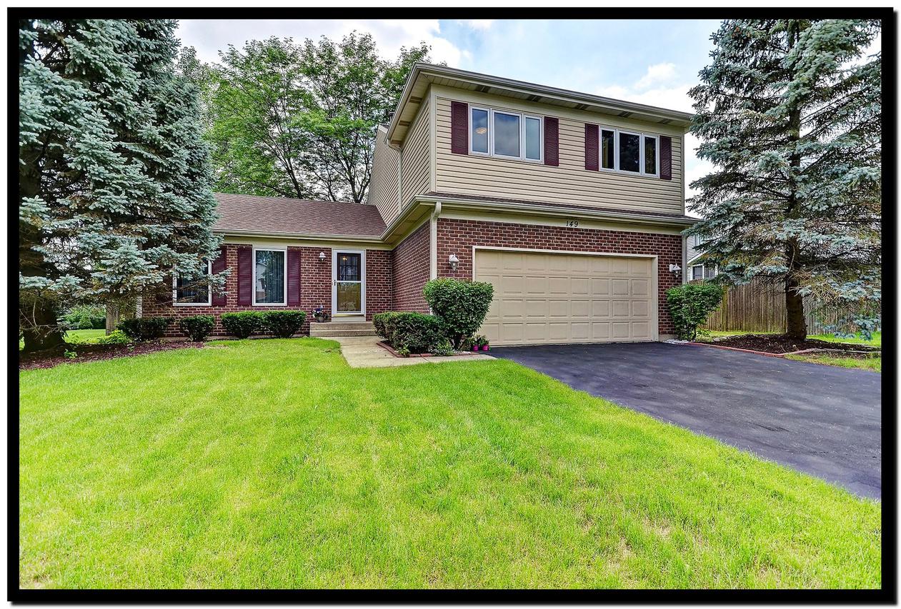 149 Ainslie Dr., Westmont, IL 60559
