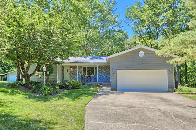 53 Glenn Dr., White Heath, IL 61884