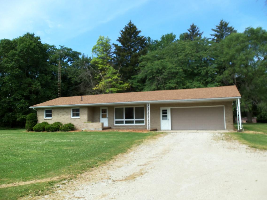 655 N Kinsman Rd., Seneca, IL 61360